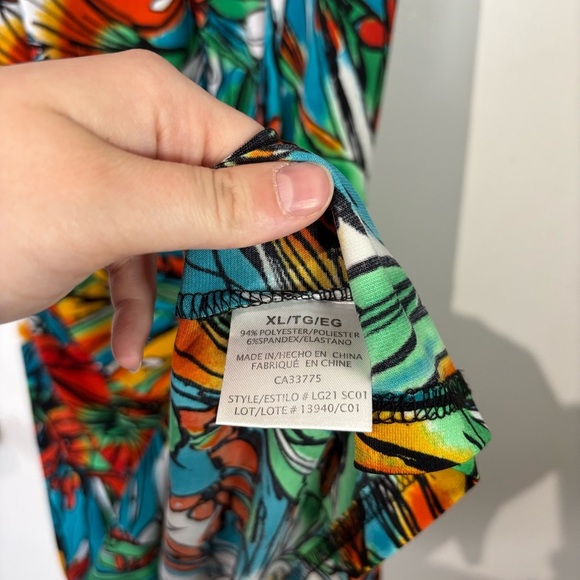 🎉4/30$🎉 Simon Chang Floral Sheer Dress - Size XL - Picture 4 of 5